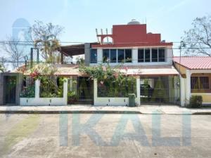 Casa en venta en Santiago de la Peña, Tuxpan, Veracruz de Ignacio de la Llave