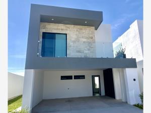 Casa en venta en La Barranca, Torreón, Coahuila de Zaragoza