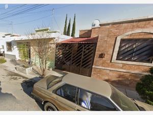 Casa en remate en Villas de San Jose, Juárez, Nuevo León