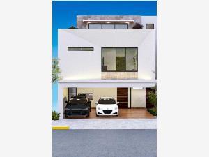 Casa en venta en Santoral, García, Nuevo León