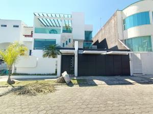 Casa en venta y renta en Pedregal de las Animas, Xalapa, Veracruz de Ignacio de la Llave