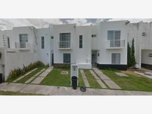 Departamento en remate en Villas del Arte, Benito Juárez, Quintana Roo