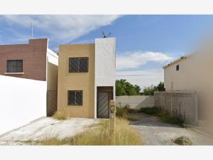Casa en venta en Campestre Huinala, Apodaca, Nuevo León
