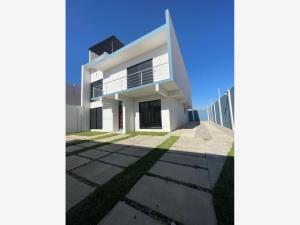 Casa en venta en Tlalixtac de Cabrera, Tlalixtac de Cabrera, Oaxaca