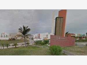 Casa en remate en Lomas de la Rioja, Alvarado, Veracruz de Ignacio de la Llave