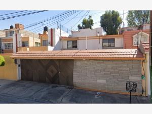 Casa en venta en Colon Echegaray, Naucalpan de Juárez, México