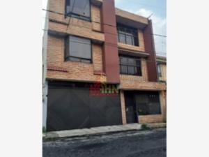 Casa en venta en Paseos de Churubusco, Iztapalapa, Ciudad de México