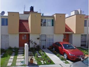 Casa en renta en Santiago Teyahualco, Tultepec, México