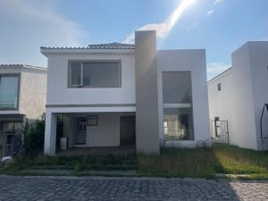 Casa en venta en Condado del Valle, Metepec, México
