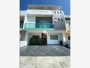 Casa en venta en La Cima, Zapopan, Jalisco