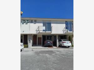 Casa en venta en San Luis Mextepec, Zinacantepec, México