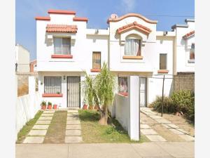 Casa en venta en Urbi Quinta Montecarlo, Tonalá, Jalisco