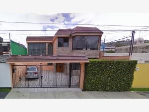 Casa en remate en Las Arboledas, Atizapán de Zaragoza, México