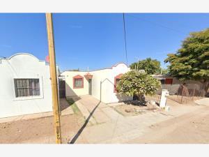 Casa en venta en Los Laureles, Navojoa, Sonora