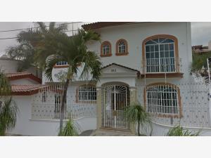 Casa en venta en Diaz Ordaz, Puerto Vallarta, Jalisco Casa en venta en Diaz Ordaz, Puerto Vallarta, Jalisco