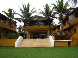 Finca-Rancho en venta en El Hujal, Zihuatanejo de Azueta, Guerrero