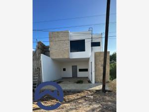 Casa en venta en Campestre Arenal, Tuxtla Gutiérrez, Chiapas