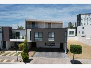Casa en venta en Lomas de Angelópolis II, San Andrés Cholula, Puebla