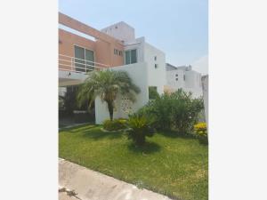 Casa en venta en Tierra Larga, Cuautla, Morelos