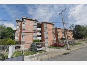 Departamento en remate en Lomas Lindas II Sección, Atizapán de Zaragoza, México
