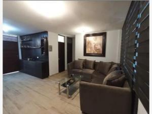 Casa en remate en Lomas del Roble, San Nicolás de los Garza, Nuevo León