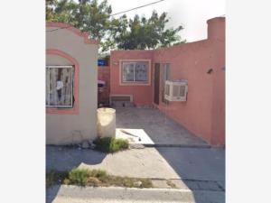 Casa en remate en Alberos, Cadereyta Jiménez, Nuevo León