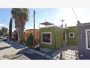 Casa en remate en Vistas del Río, Juárez, Nuevo León