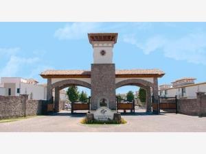Casa en venta en Condado del Valle, Metepec, México