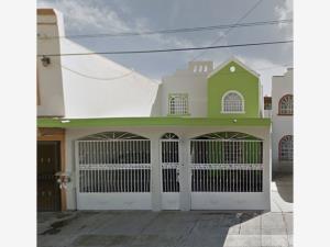 Casa en venta en Terranova Plus, Mazatlán, Sinaloa Casa en venta en Terranova Plus, Mazatlán, Sinaloa