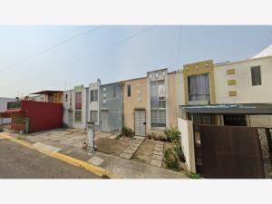 Casa en remate en Arboleda San Ramón, Medellín de Bravo, Veracruz de Ignacio de la Llave