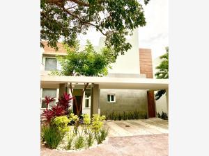 Casa en renta en Komchen, Mérida, Yucatán