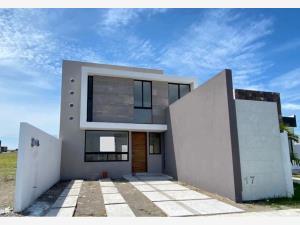 Casa en venta en Lomas de la Rioja, Alvarado, Veracruz de Ignacio de la Llave Casa en venta en Lomas de la Rioja, Alvarado, Veracruz de Ignacio de la Llave