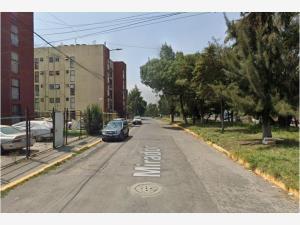 Departamento en remate en Fuentes del Valle, Tultitlán, México