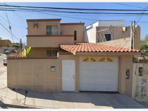 Casa en venta en Playas de Tijuana Sección Costa Azul, Tijuana, Baja California