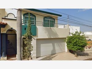 Casa en venta en Lomas del Sol, Culiacán, Sinaloa