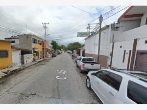 Casa en venta en Ciudad del Carmen Centro, Carmen, Campeche
