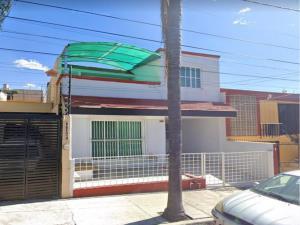 Casa en venta en Colomos Independencia, Guadalajara, Jalisco