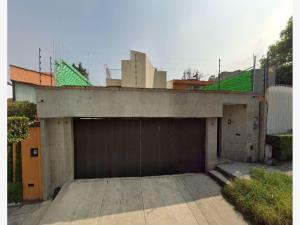 Casa en remate en Bosques de la Herradura, Huixquilucan, México