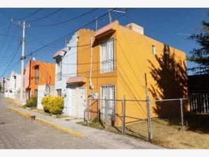 Casa en venta en San Luis Mextepec, Zinacantepec, México