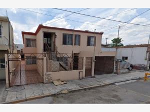 Casa en venta en Centro Metropolitano, Saltillo, Coahuila de Zaragoza