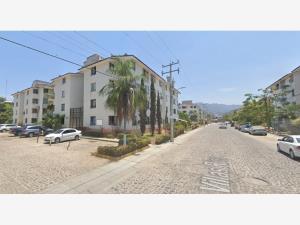 Departamento en remate en Villas Rio, Puerto Vallarta, Jalisco