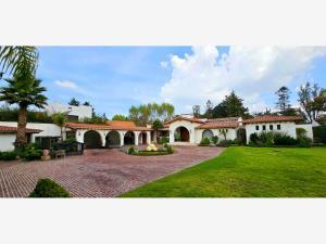 Casa en venta en San Carlos, Metepec, México