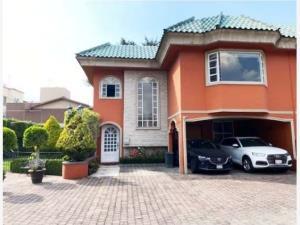 Casa en venta en Interlomas, Huixquilucan, México