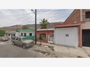 Casa en venta en Ernesto Che Guevara, Ixtlán del Río, Nayarit
