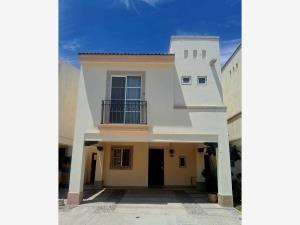 Casa en venta en Residencial Senderos, Torreón, Coahuila de Zaragoza Casa en venta en Residencial Senderos, Torreón, Coahuila de Zaragoza