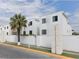 Casa en remate en San Nicolás de los Garza Centro, San Nicolás de los Garza, Nuevo León