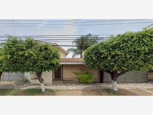 Casa en venta en Burgos, Temixco, Morelos Casa en venta en Burgos, Temixco, Morelos