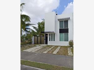 Casa en venta en Villa Maya Residencial Cancún, Benito Juárez, Quintana Roo