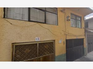 Casa en venta en Agrícola Pantitlán, Iztacalco, Ciudad de México Casa en venta en Agrícola Pantitlán, Iztacalco, Ciudad de México