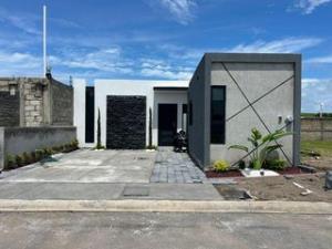 Casa en venta en Luis Donaldo Colosio, Martínez de la Torre, Veracruz de Ignacio de la Llave